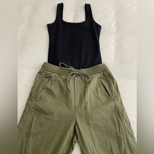 Gap olive cargo pants